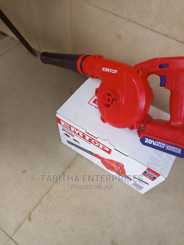 Cordless Blower Machine