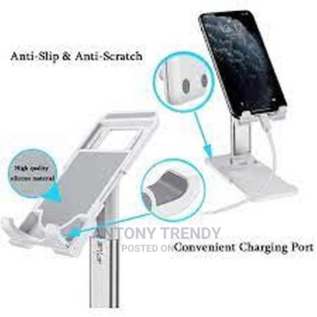 Foldable Desktop Mobile Phone Stand Tablet and Mobile Phones - thumbnail 3