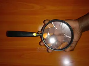Hand Magnifying Lens 110mm 2/13×