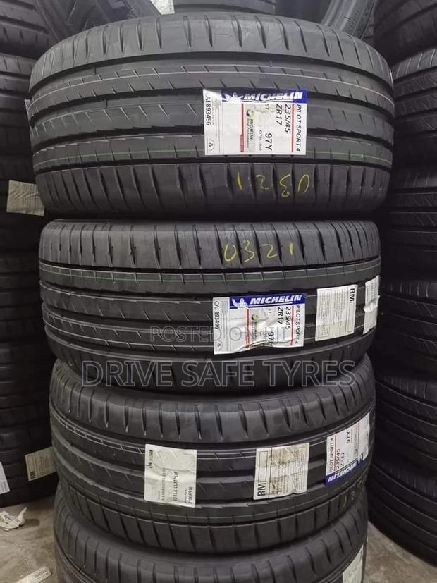235/45 R18 Michelin Tyre 97y
