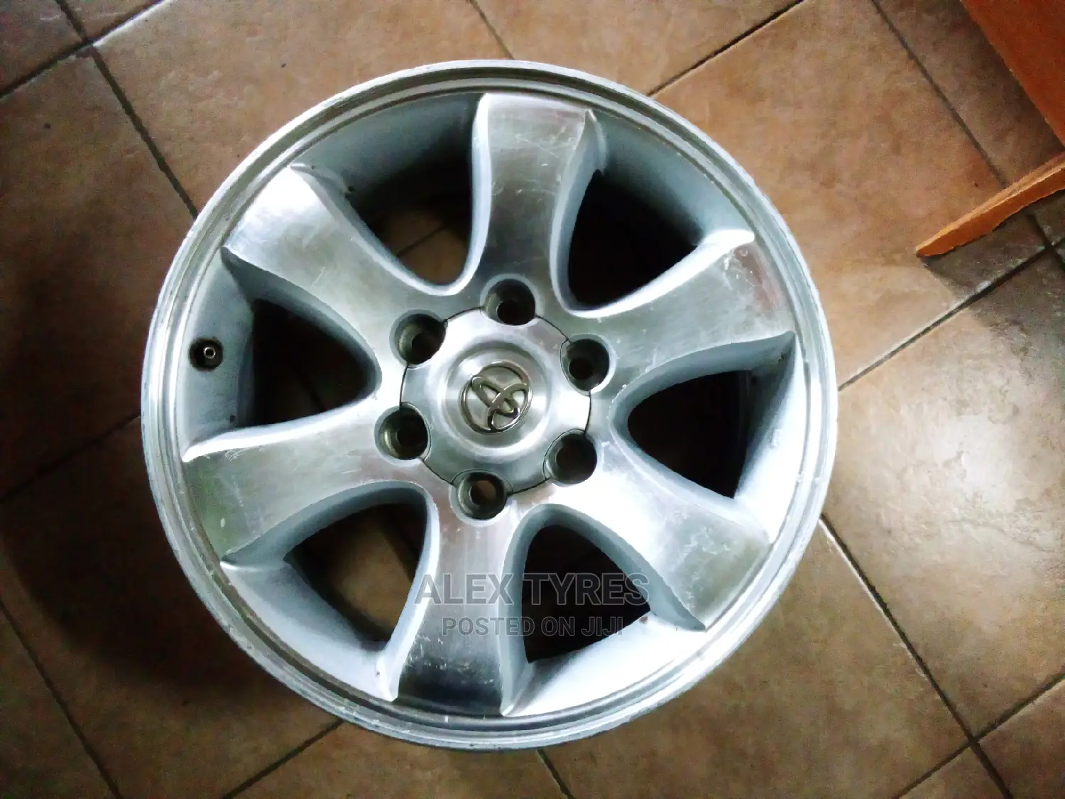 Size 17 Inches Prado Original Sport Rims Set