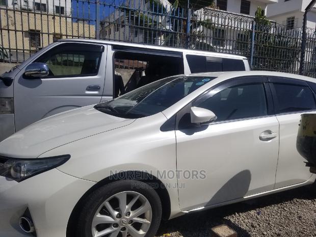 Toyota Auris 2015 Pearl - thumbnail 3