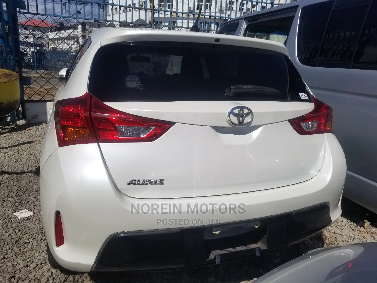 Toyota Auris 2015 Pearl