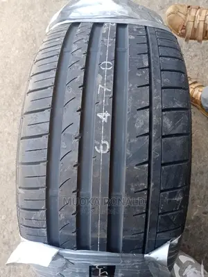 255/35r19 Falken Tyre Made in Japan