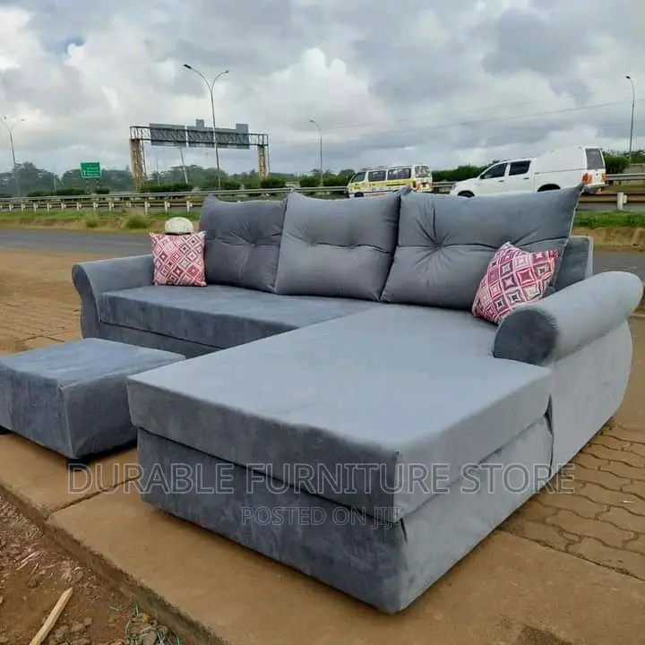 L Seat Sofa 6 Seater With a Table