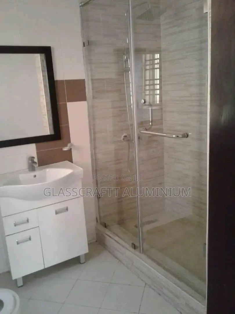 Framless Shower Cubes