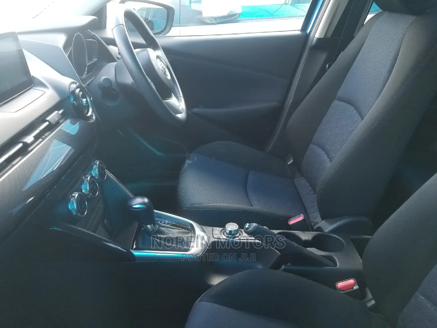 Mazda Demio 2014 Blue