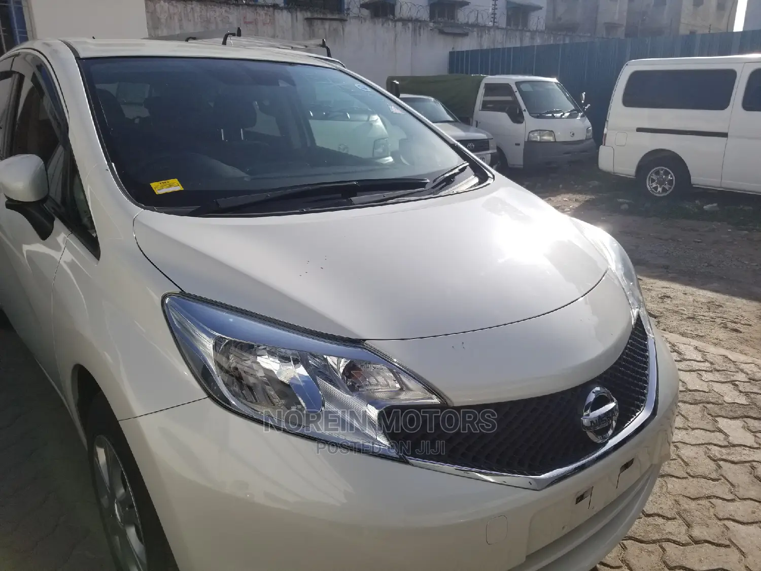 Nissan Note SV Premium 2014 Off White
