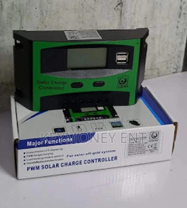 Solarmax 20 a PWM Solar Charge Controller - main view