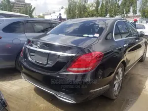 Mercedes-Benz C200 2015 Black
