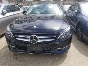 Mercedes-Benz C200 2015 Black