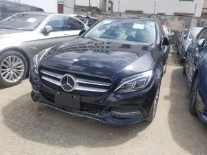 Mercedes-Benz C200 2015 Black