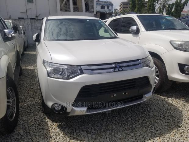 Mitsubishi Outlander 2014 Pearl - thumbnail 3