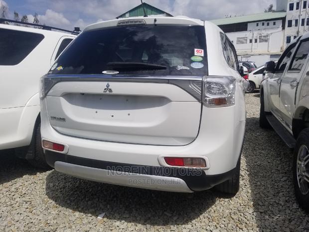 Mitsubishi Outlander 2014 Pearl - thumbnail 9