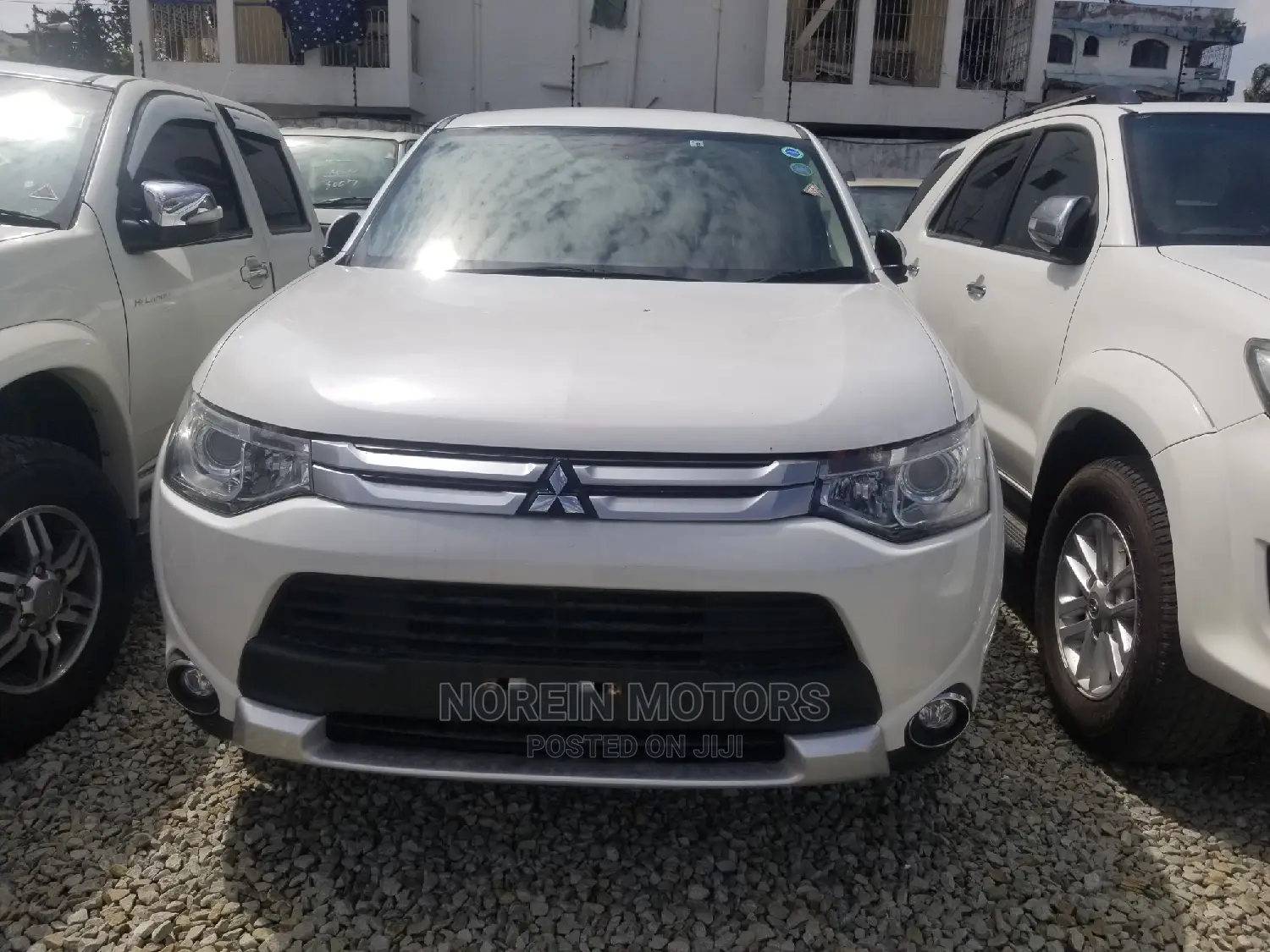 Mitsubishi Outlander 2014 Pearl