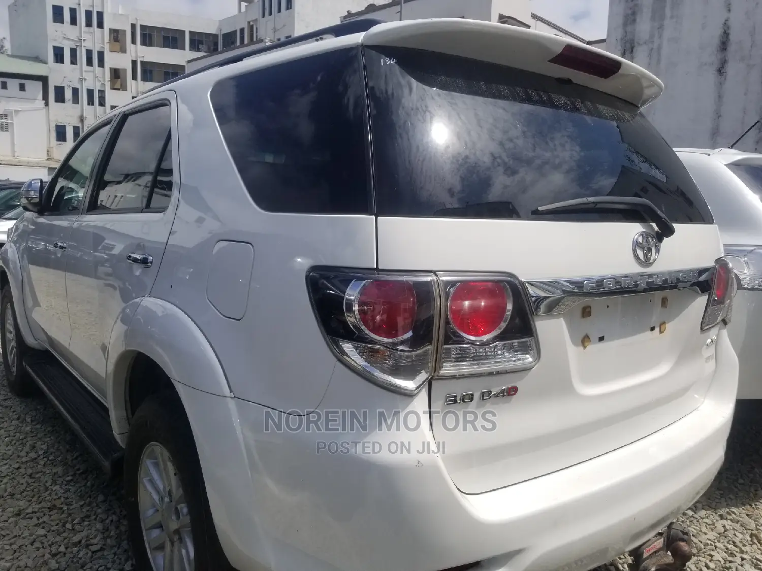 Toyota Fortuner 2014 Off White
