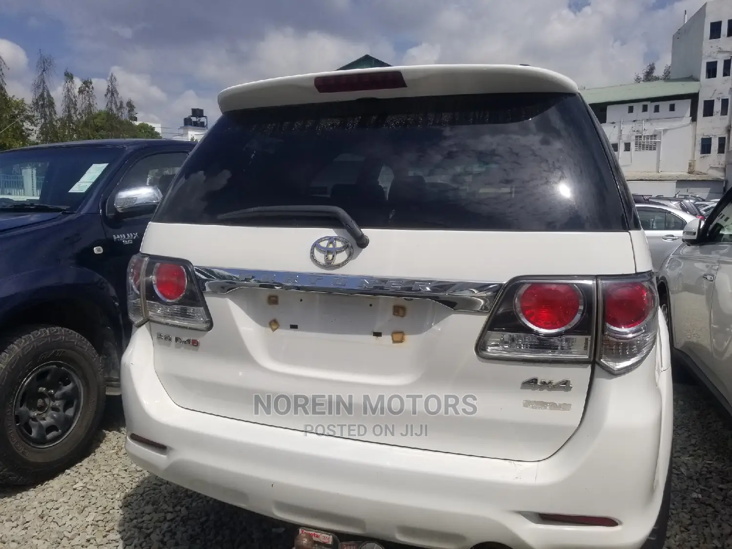 Toyota Fortuner 2014 Off White