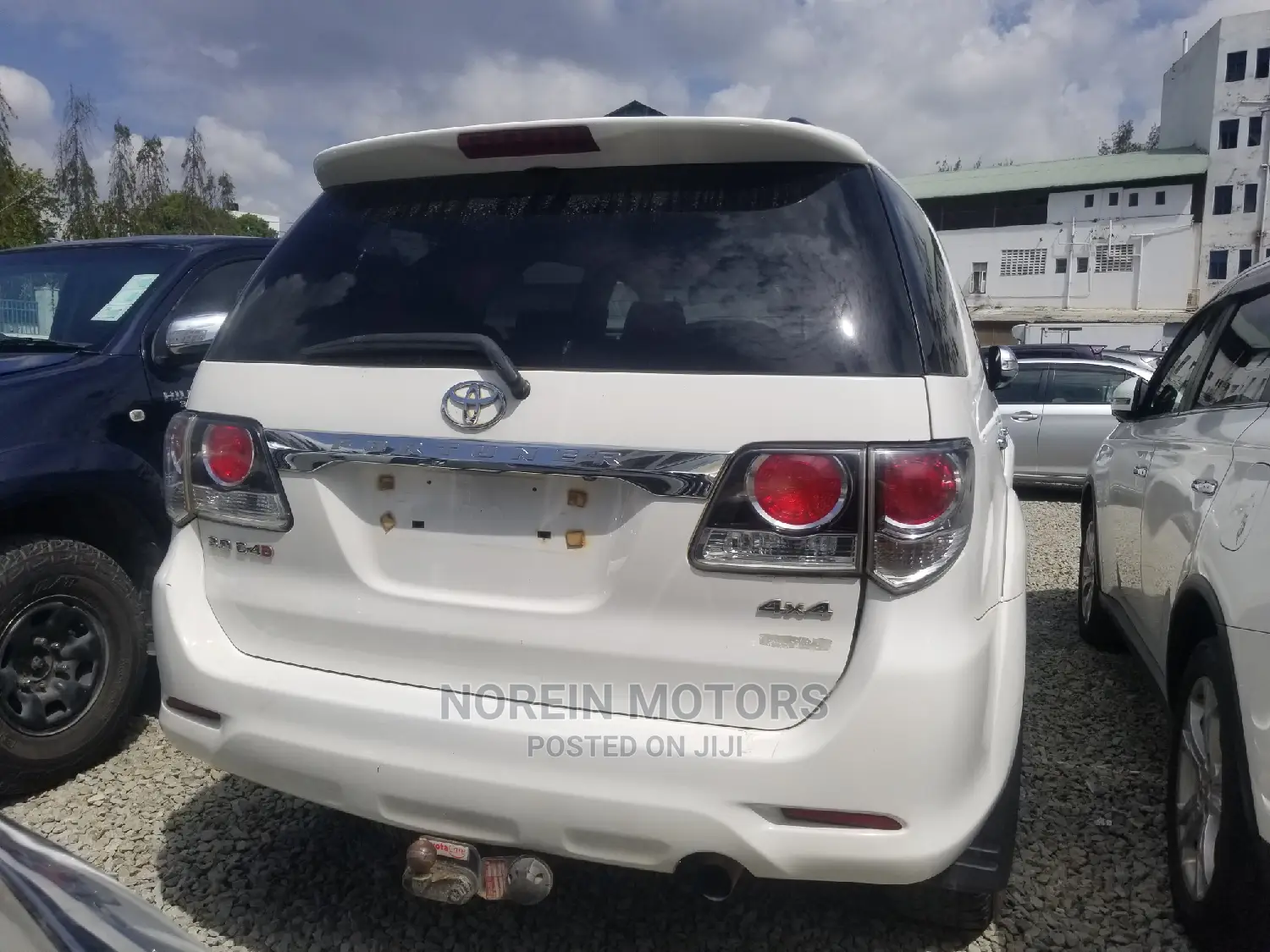 Toyota Fortuner 2014 Off White