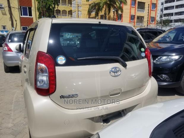 Toyota Passo 2015 Beige - thumbnail 5
