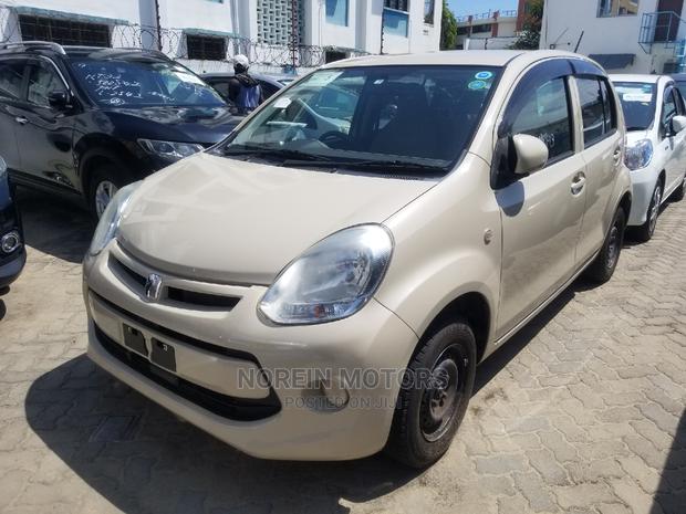 Toyota Passo 2015 Beige - thumbnail 2
