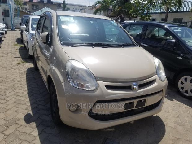 Toyota Passo 2015 Beige