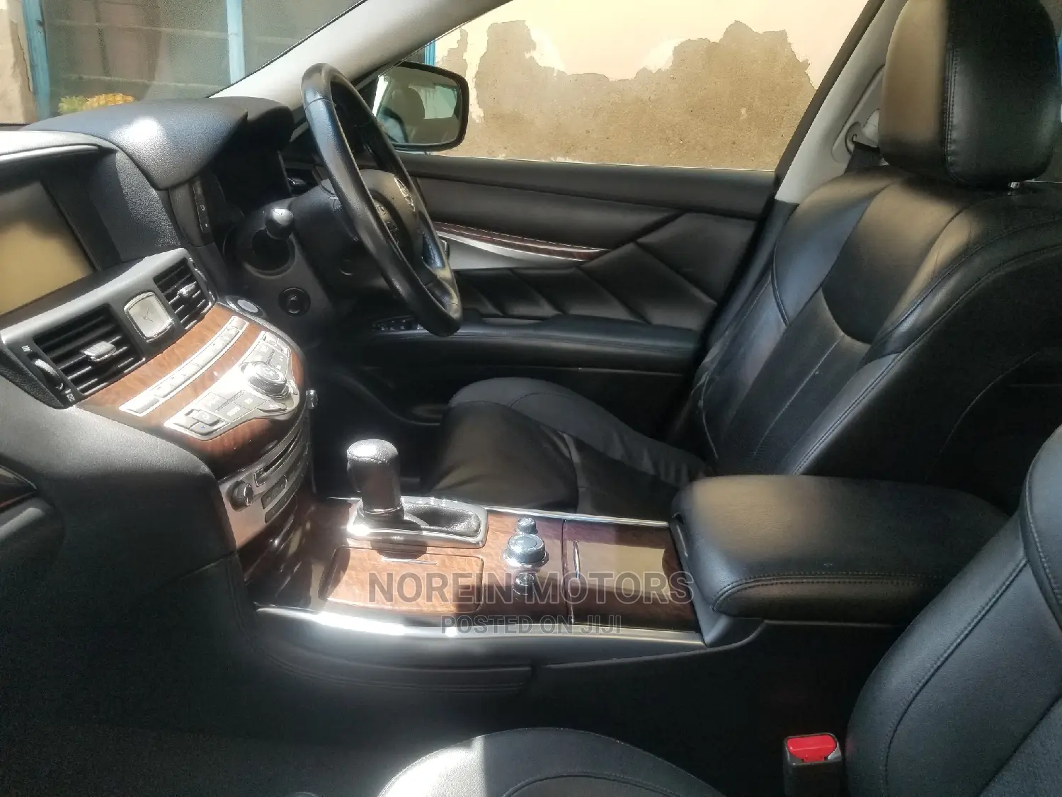 Nissan Fuga 2014 Matt Black