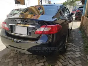 Nissan Fuga 2014 Matt Black