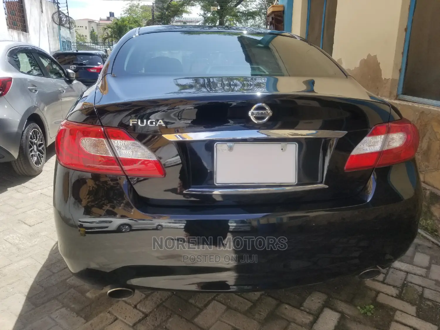 Nissan Fuga 2014 Matt Black