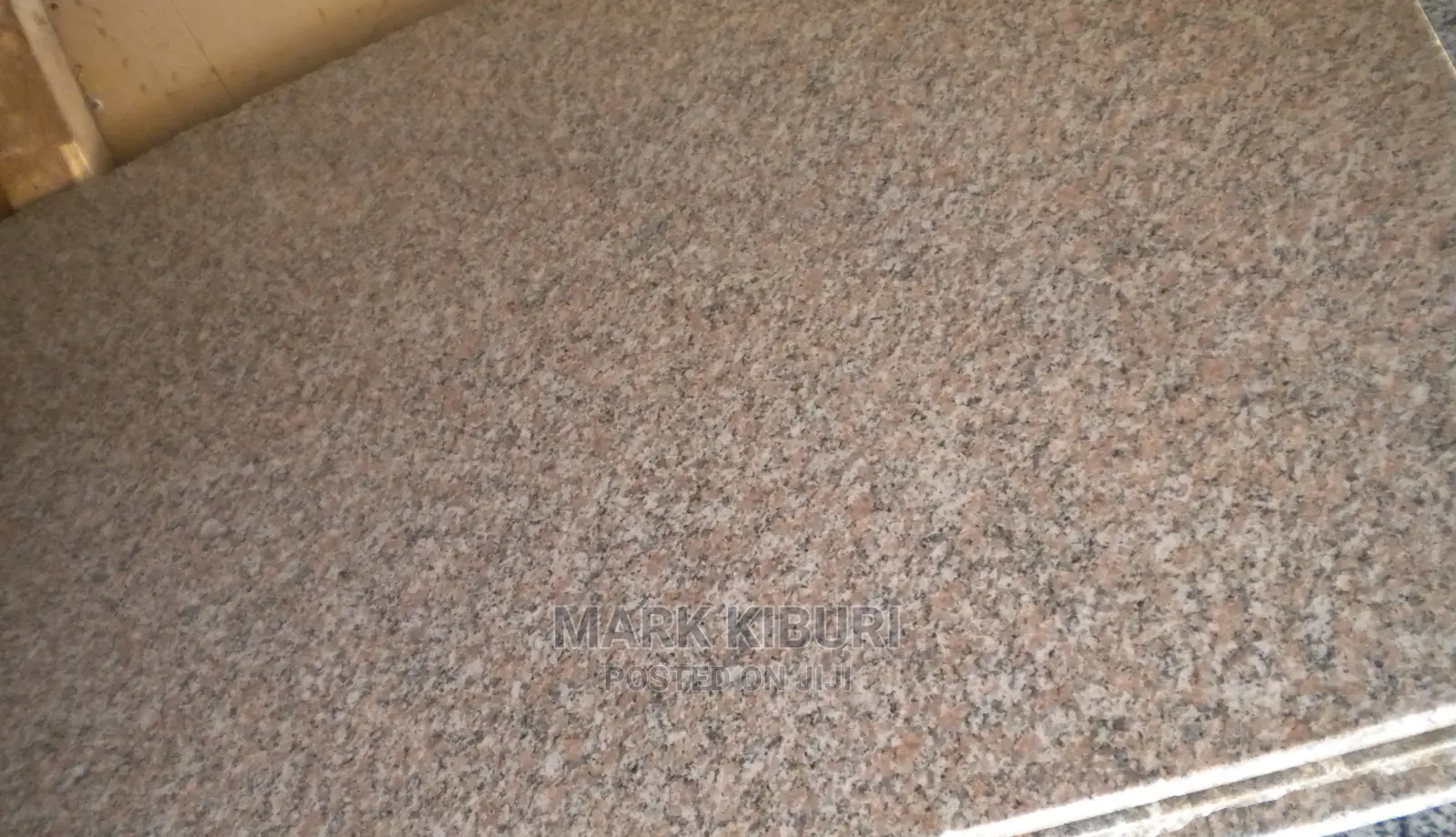 Granite.Creampink