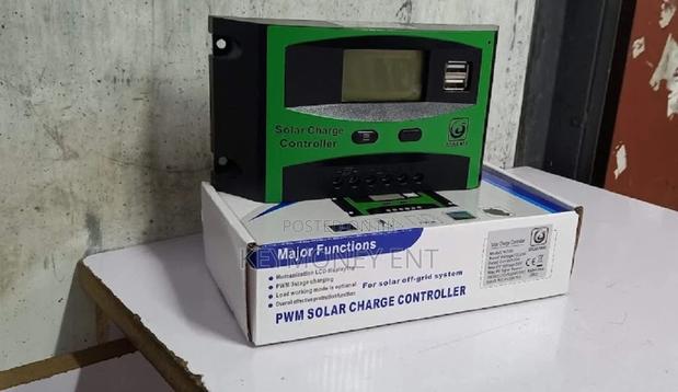 SOLARMAX PWM 20A Solar Charge Controller - main view
