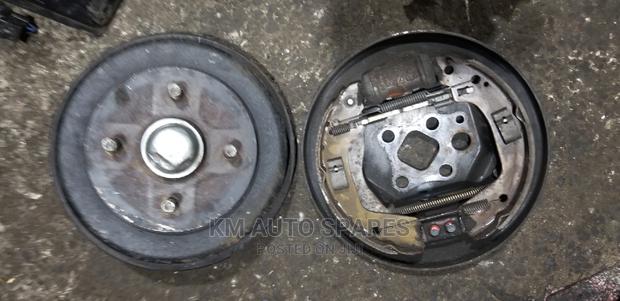 Suzuki Swift Rear Hub. - thumbnail 5