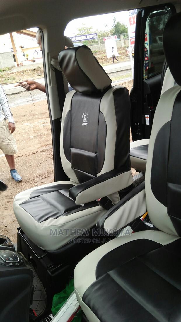 Well Blended Coloured Seat Covers - thumbnail 2