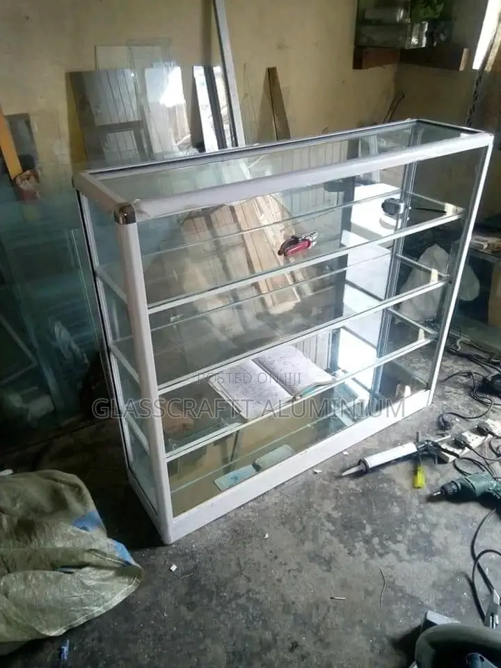 Displays Made Of Aluminium