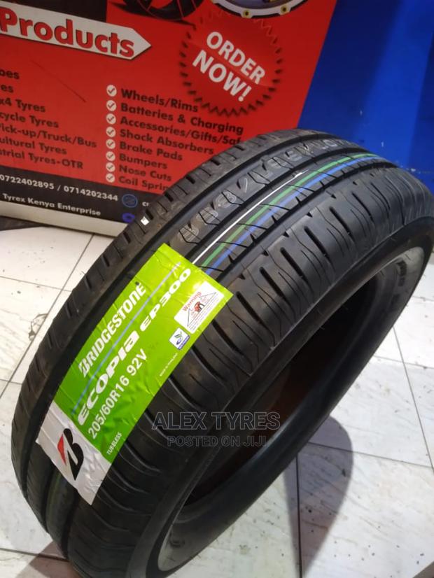 205 /60r16 Bridgestone Tyres Made in Thailand