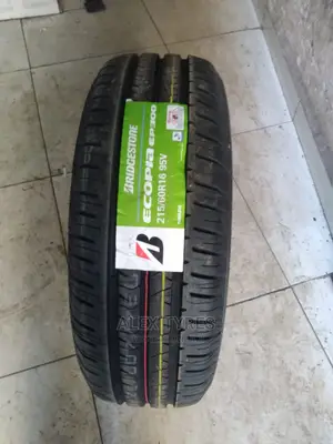 215/60r16 Bridgestone Tyres Made in Thailand