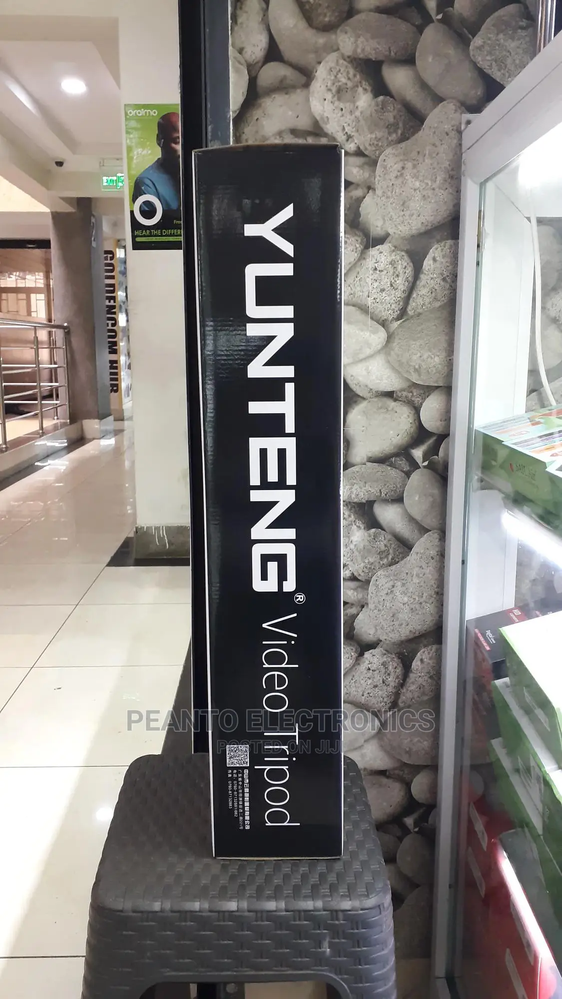Yunteng VCT-880RM Universal Video Tripod Stand