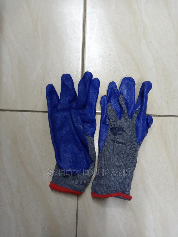 Diamond Gloves With Thicker Fingertips