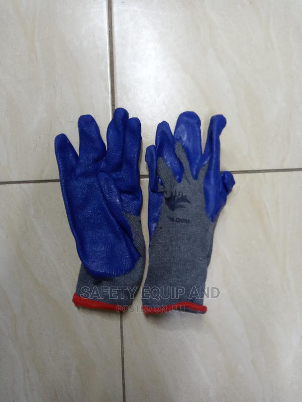 Diamond Grip Gloves With With Thick Palms - main view