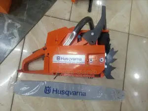 Husqvarna 272. Chainsaw