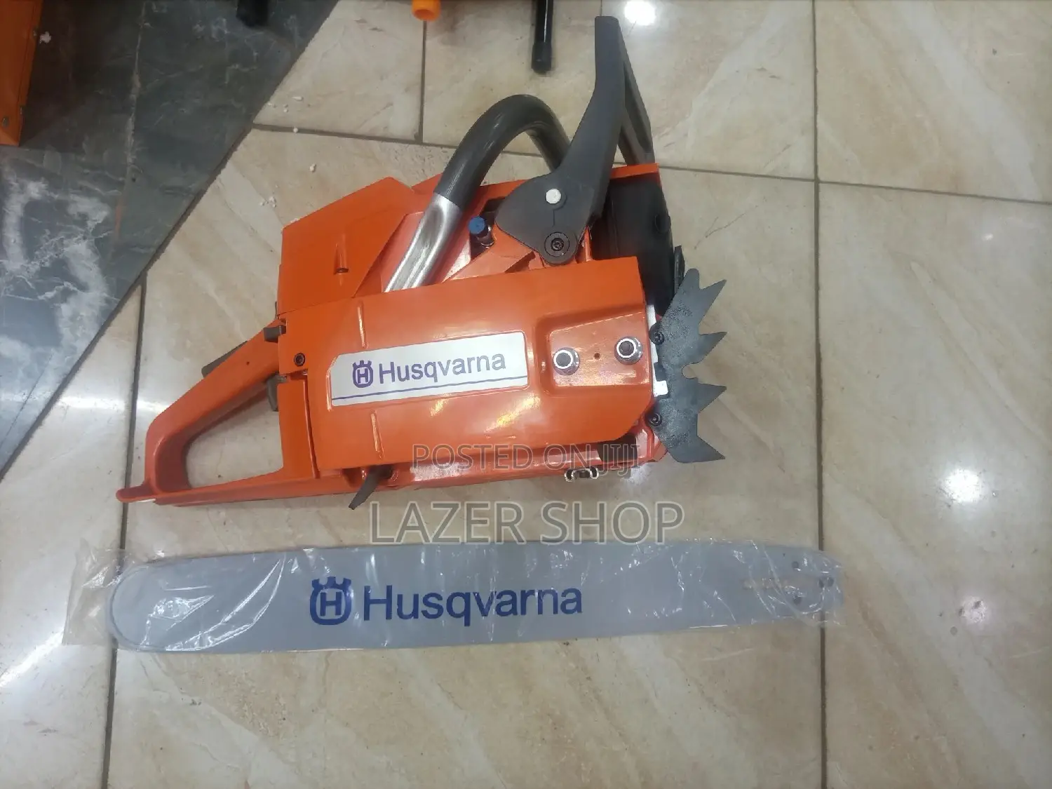 Husqvarna 272. Chainsaw
