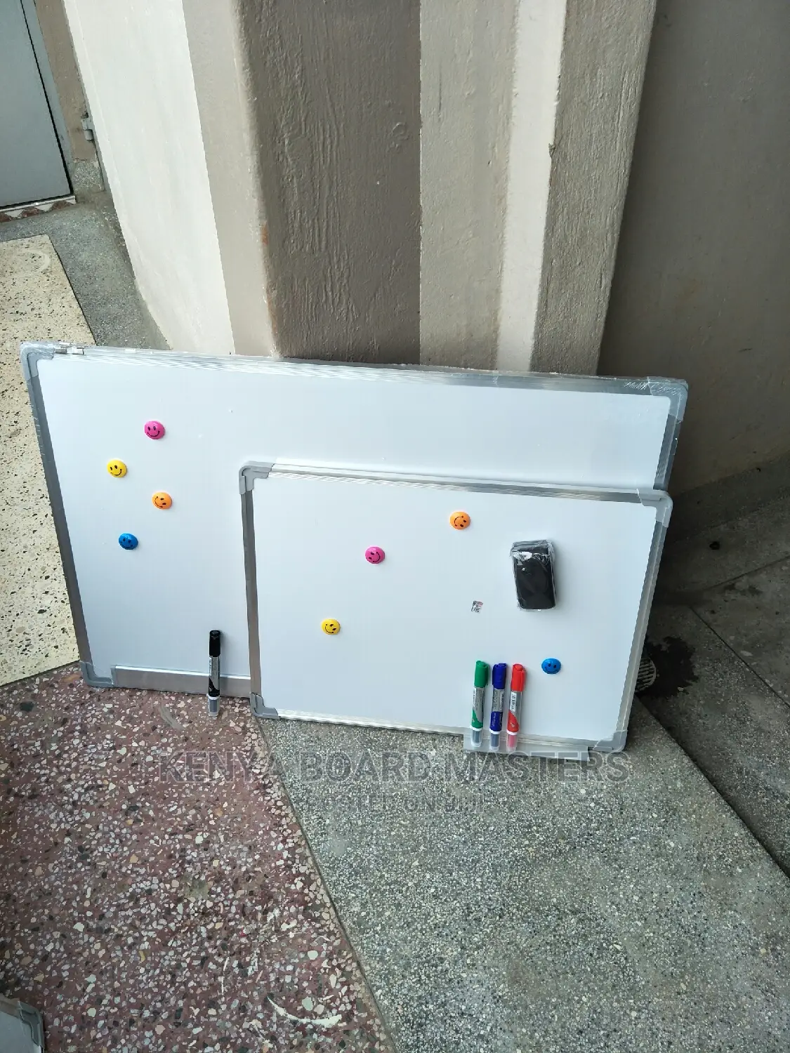 Hot Deals on Whiteboards Plus White Board Markers