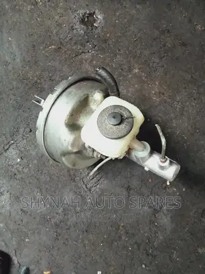 Brake Master Cylinder and Booster Toyota Hilux