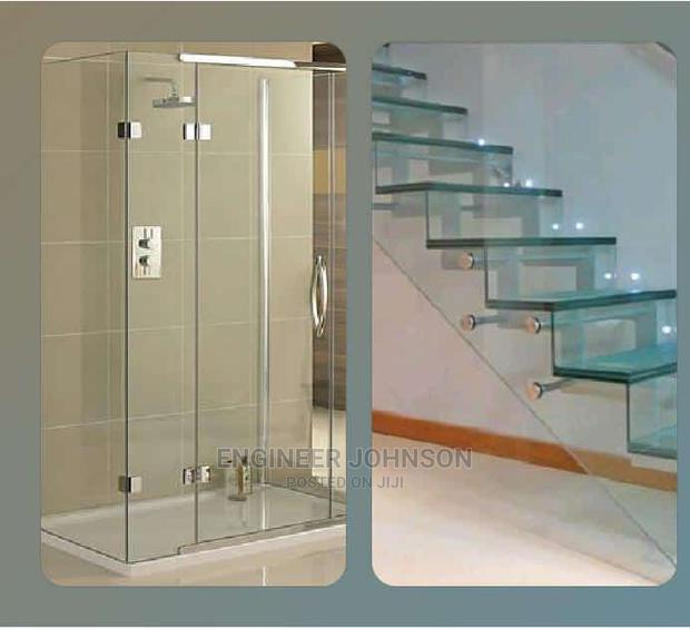 Frameless Glass - main view