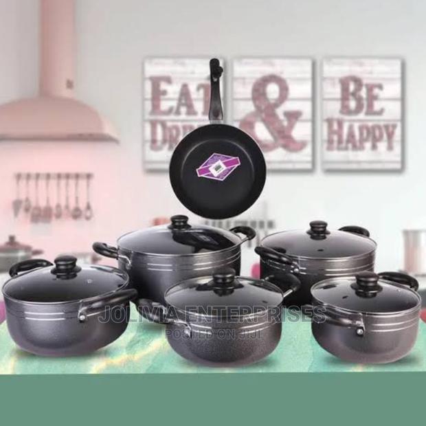 Nonstick Cookware Set