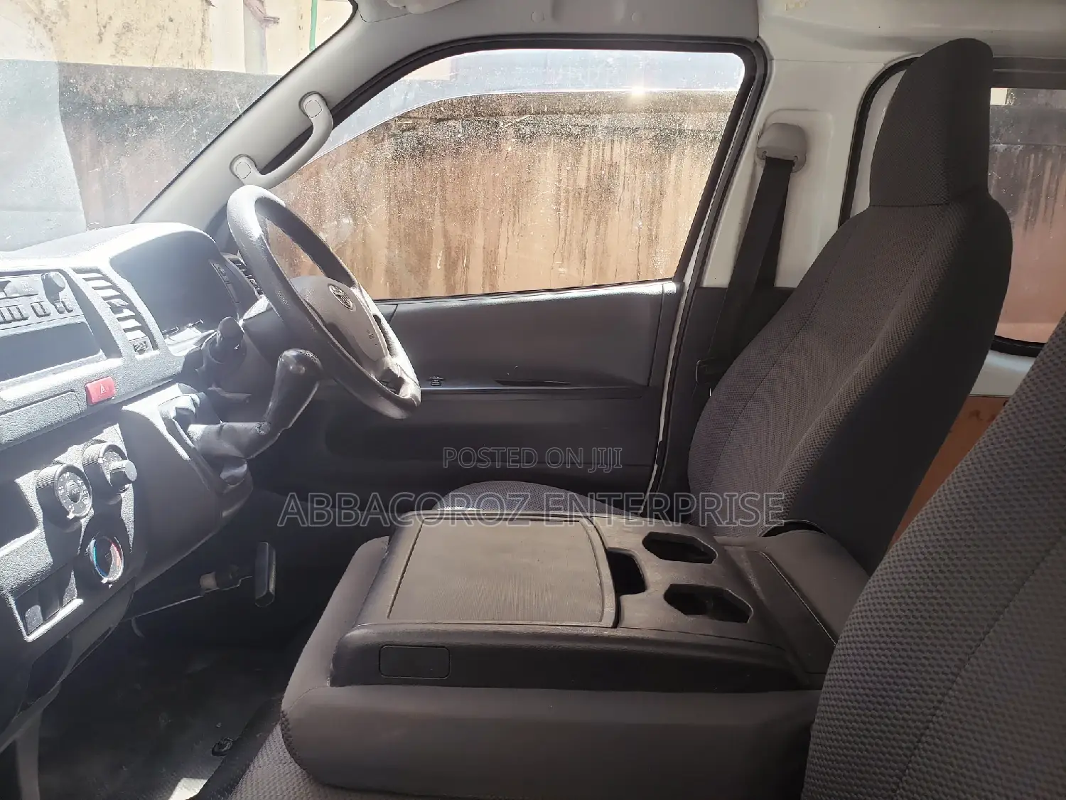 Hiace 7L Manual DIESEL