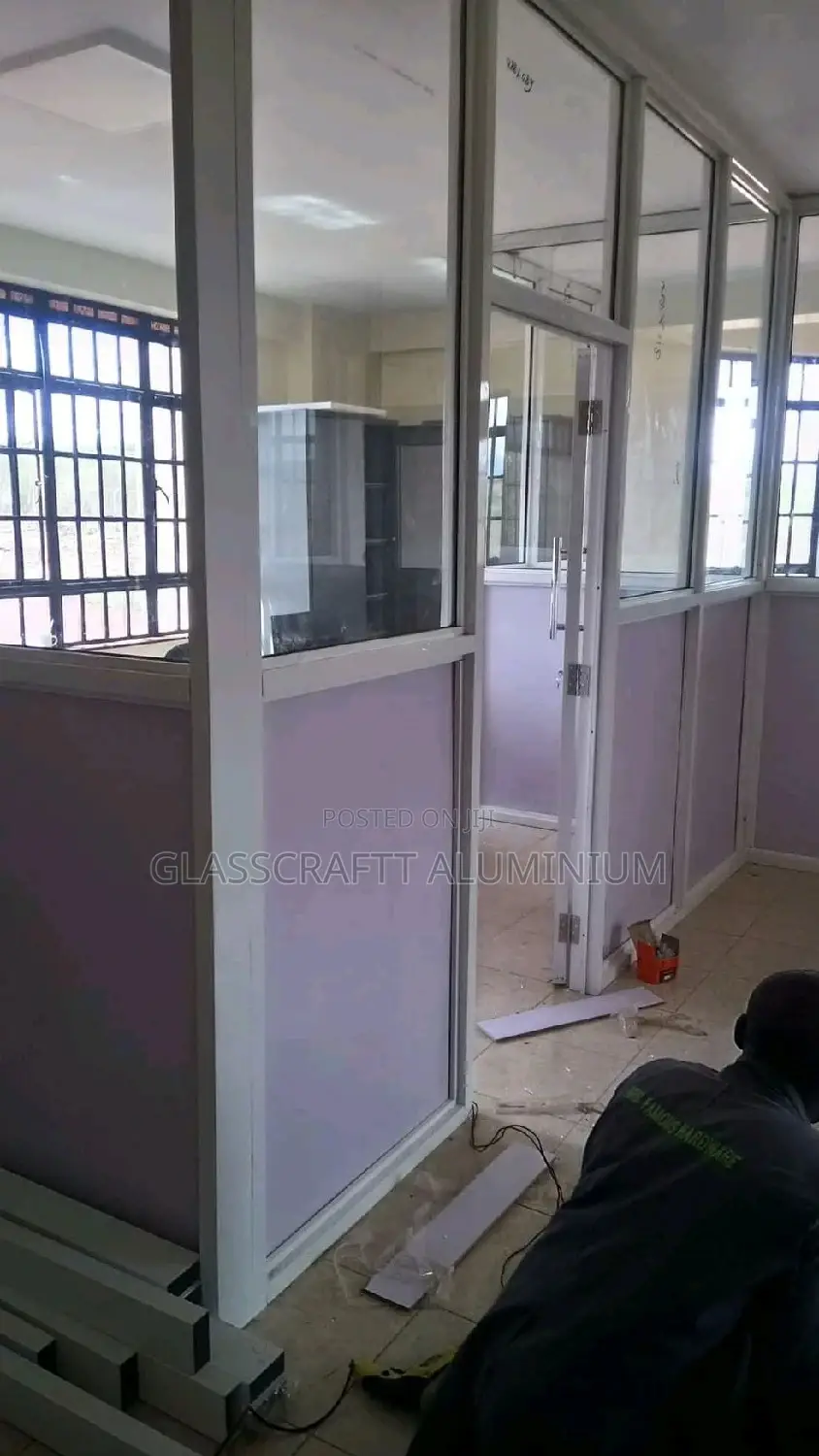 Cherry Board Completes an Aluminium Partition