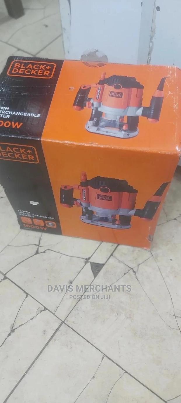 Black and Decker Router
