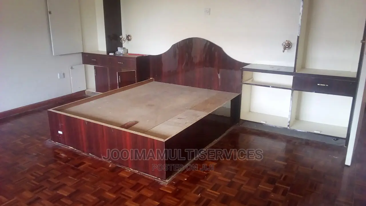 Executive Bed