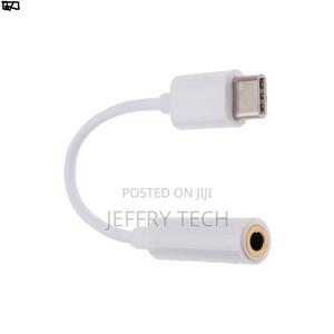 Type C to 3.5mm Earphone Connector - thumbnail 2