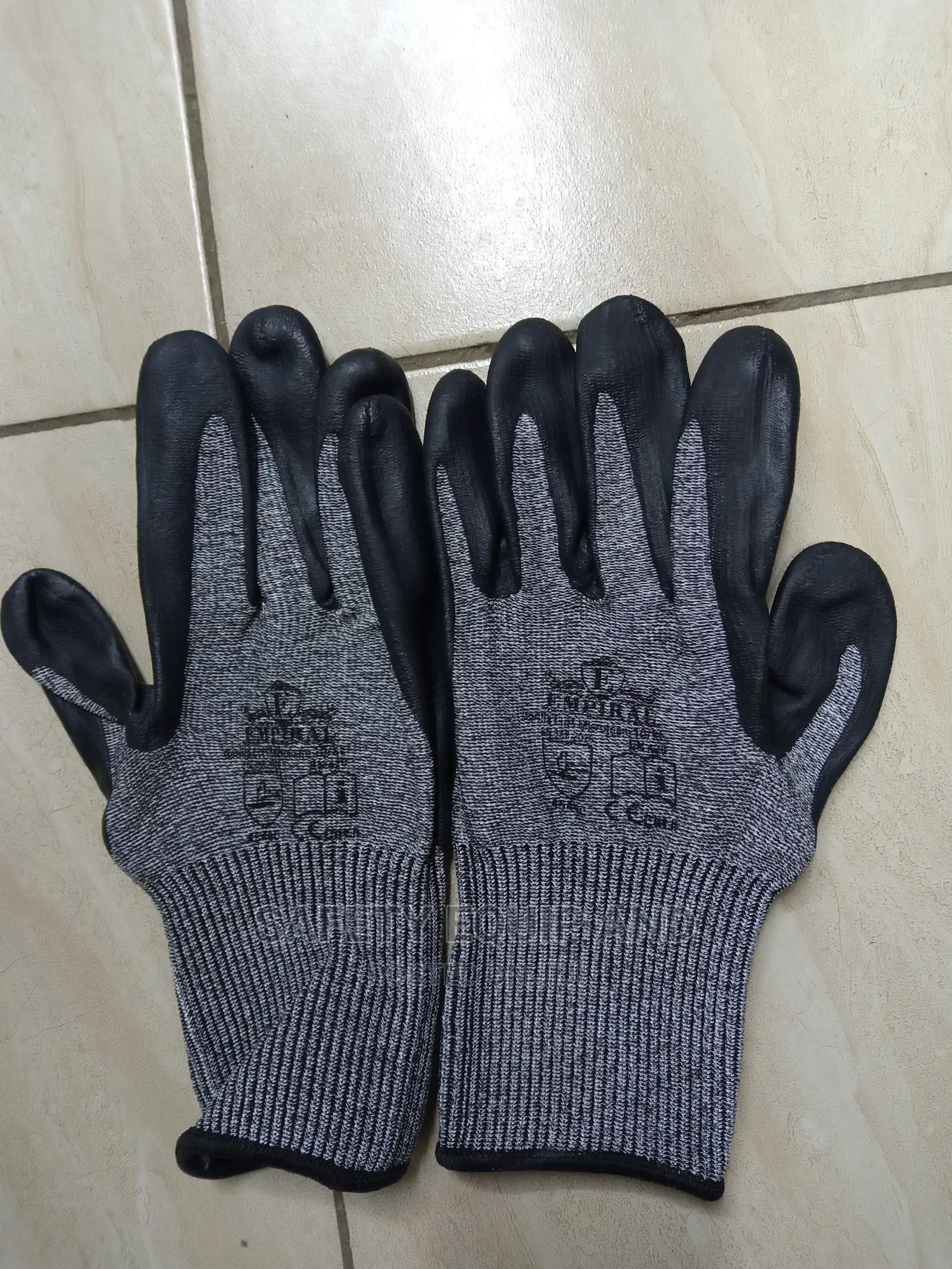 Gorilla Gloves-Involve Very Sharp Blades